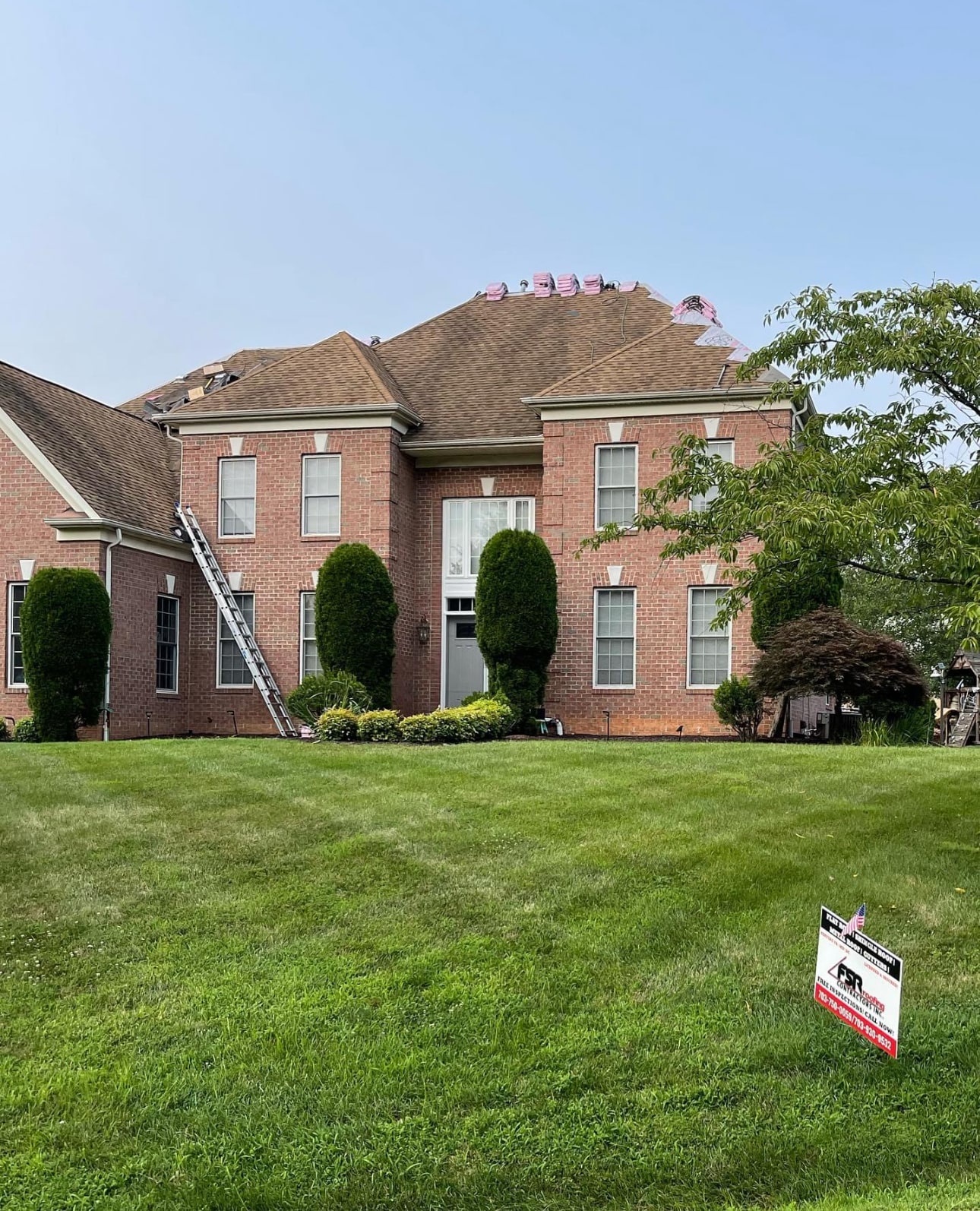 Before - Rustic Cedar shingle to Onyx Black shingle